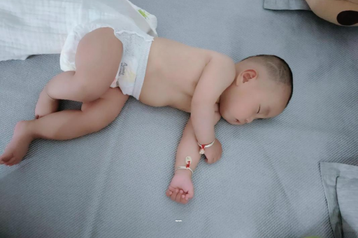 楚雄宝宝突然很多眼屎
